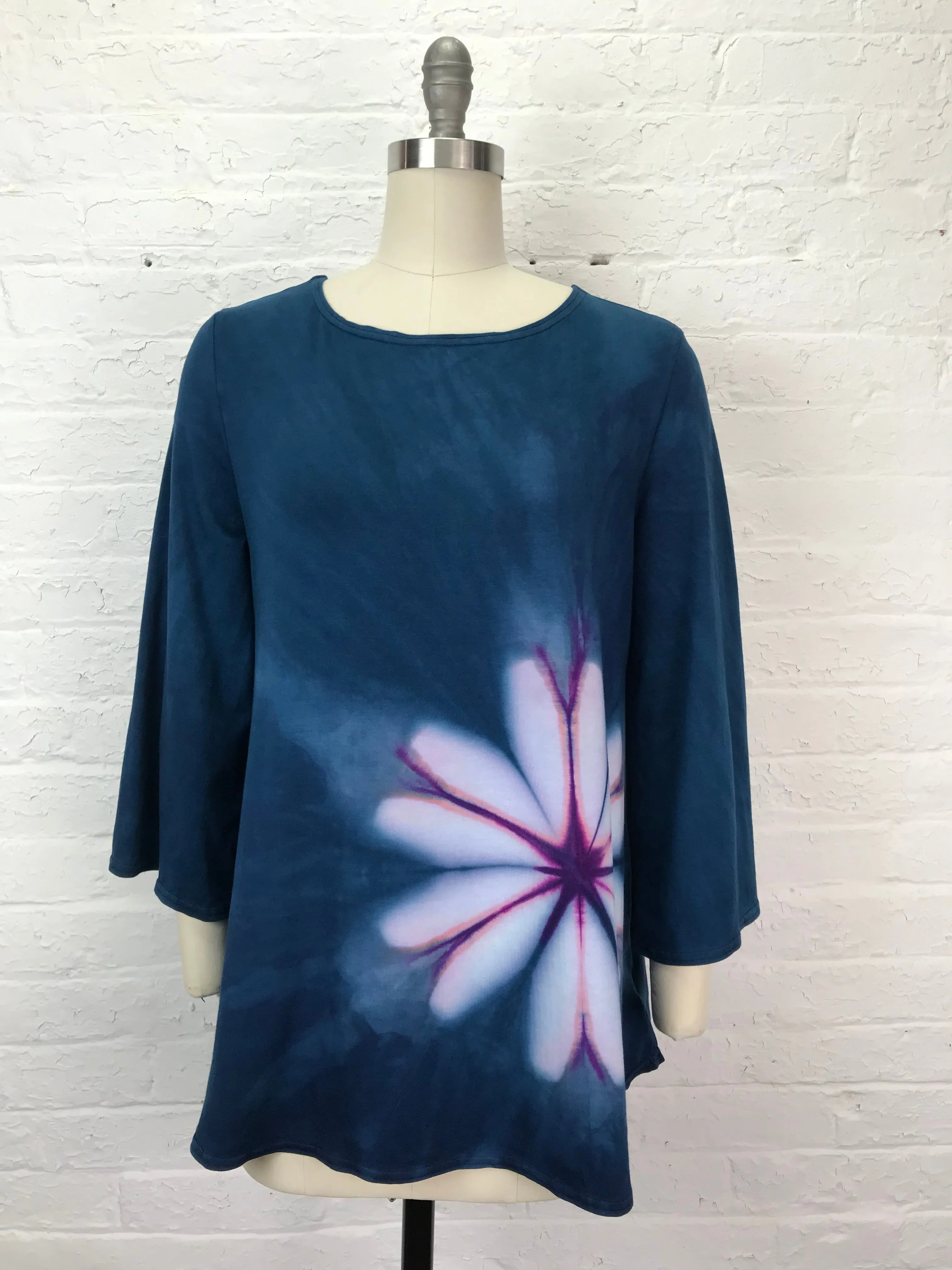 Anna Bell Sleeve Tunic in Moonflower