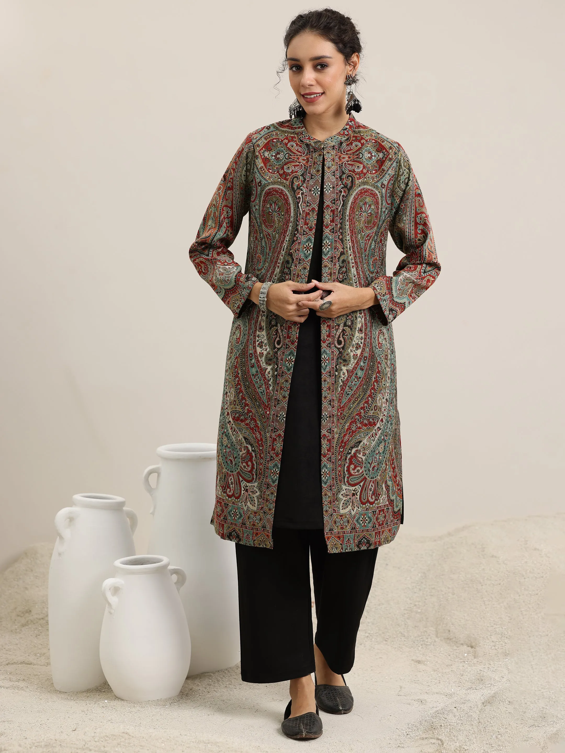 Black Solid Wool Blend Straight Kurta With Palazzos