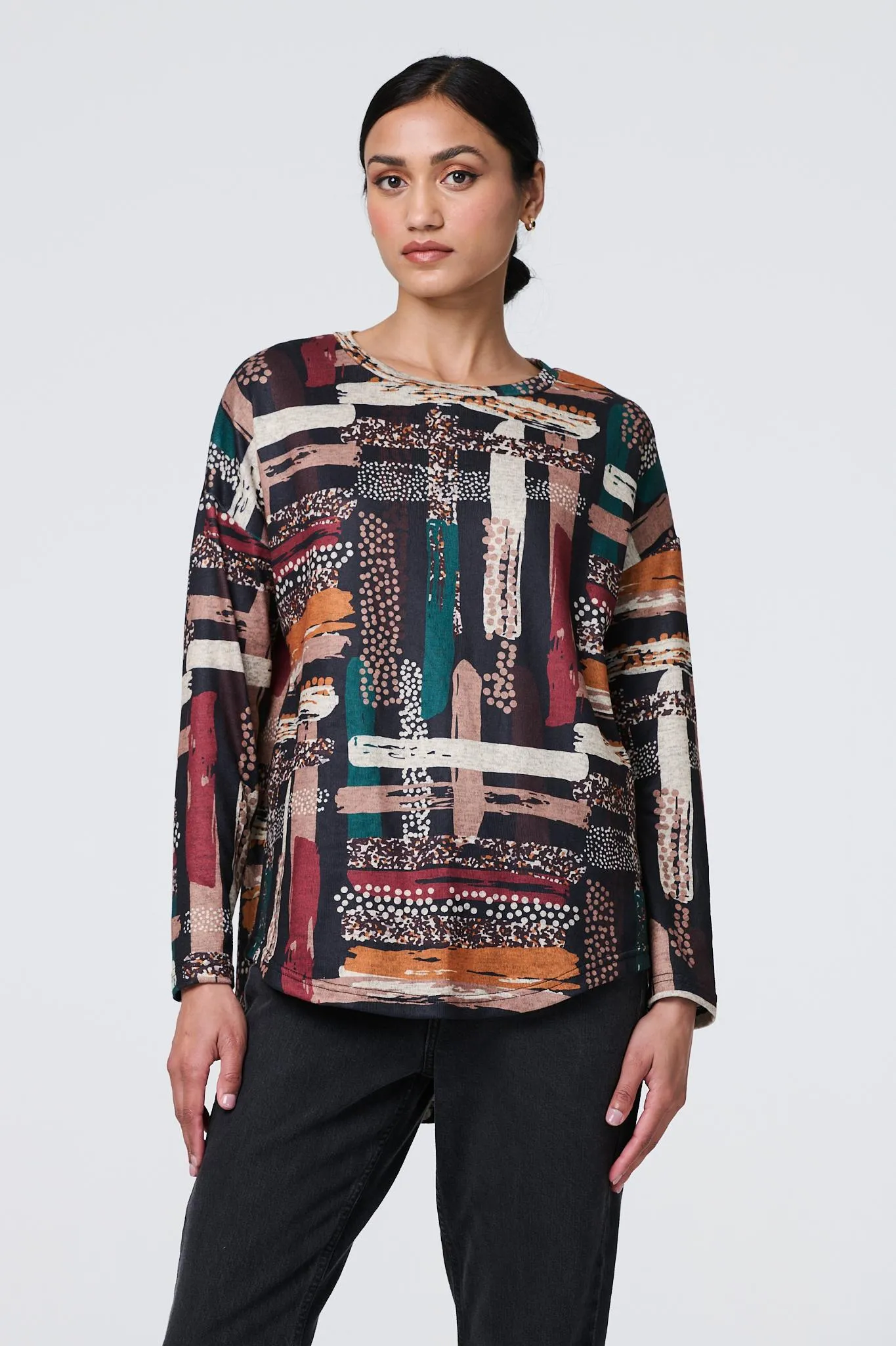 Brushstroke Print Curved Hem Long Sleeve Top