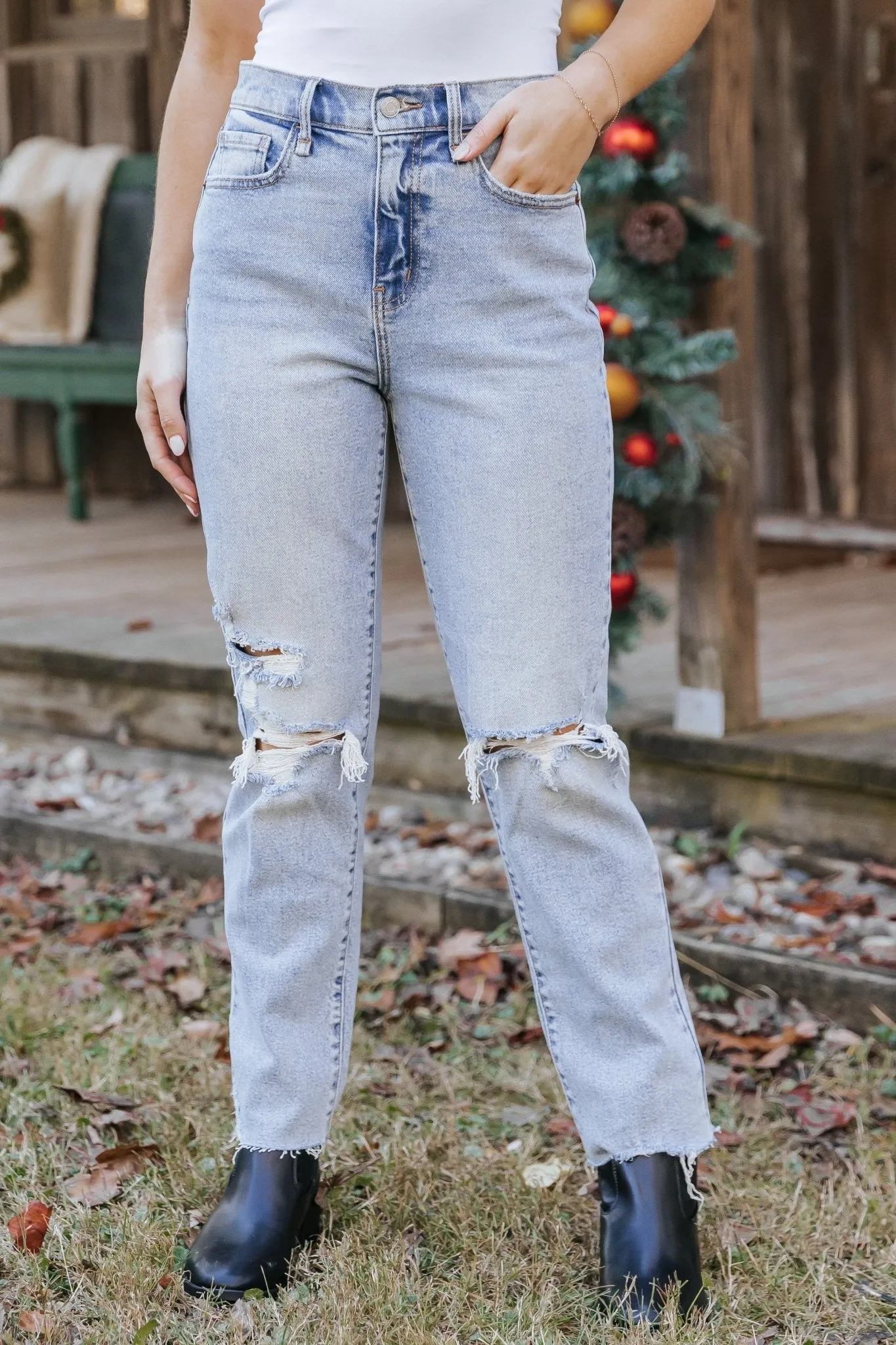 Light Wash High Rise Distressed Straight Leg Jeans