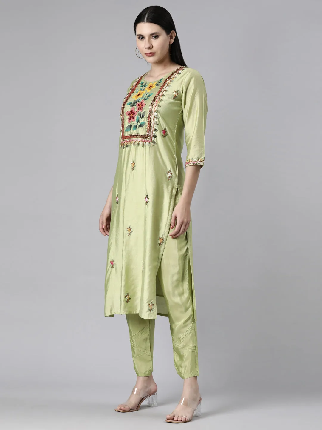 Neerus Green Casual Floral Straight Kurta and Trousers With Dupatta