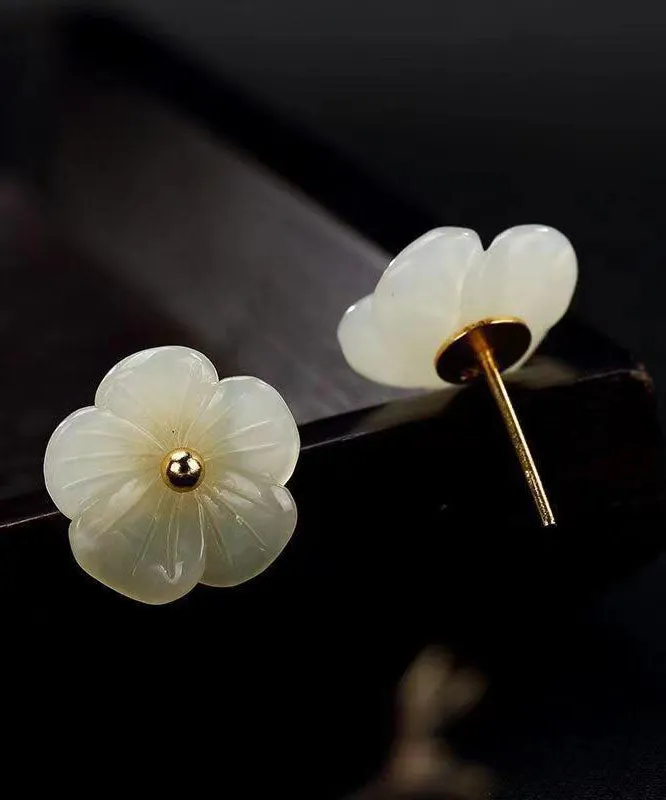 Simple White Sterling Silver Inlaid Jade Floral Stud Earrings