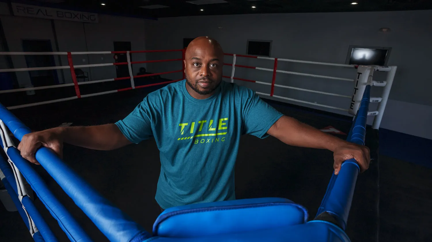 TITLE Boxing Striped Wordmark Tee